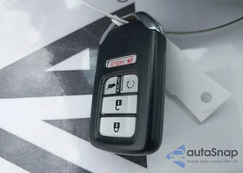 2018 Honda Cr-V Touring z USA, uszkodzony, nr VIN 2HKRW1H97JH505164